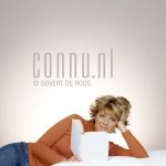 12-10-2004 Simone Kleinsma at studio Amsterdam Photo: Govert de Roos/Connu

[keywords]liggend, boek, glimlachend[/keywords]